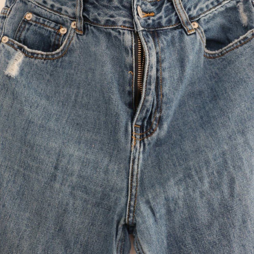 Jean - Picture 4 of 8